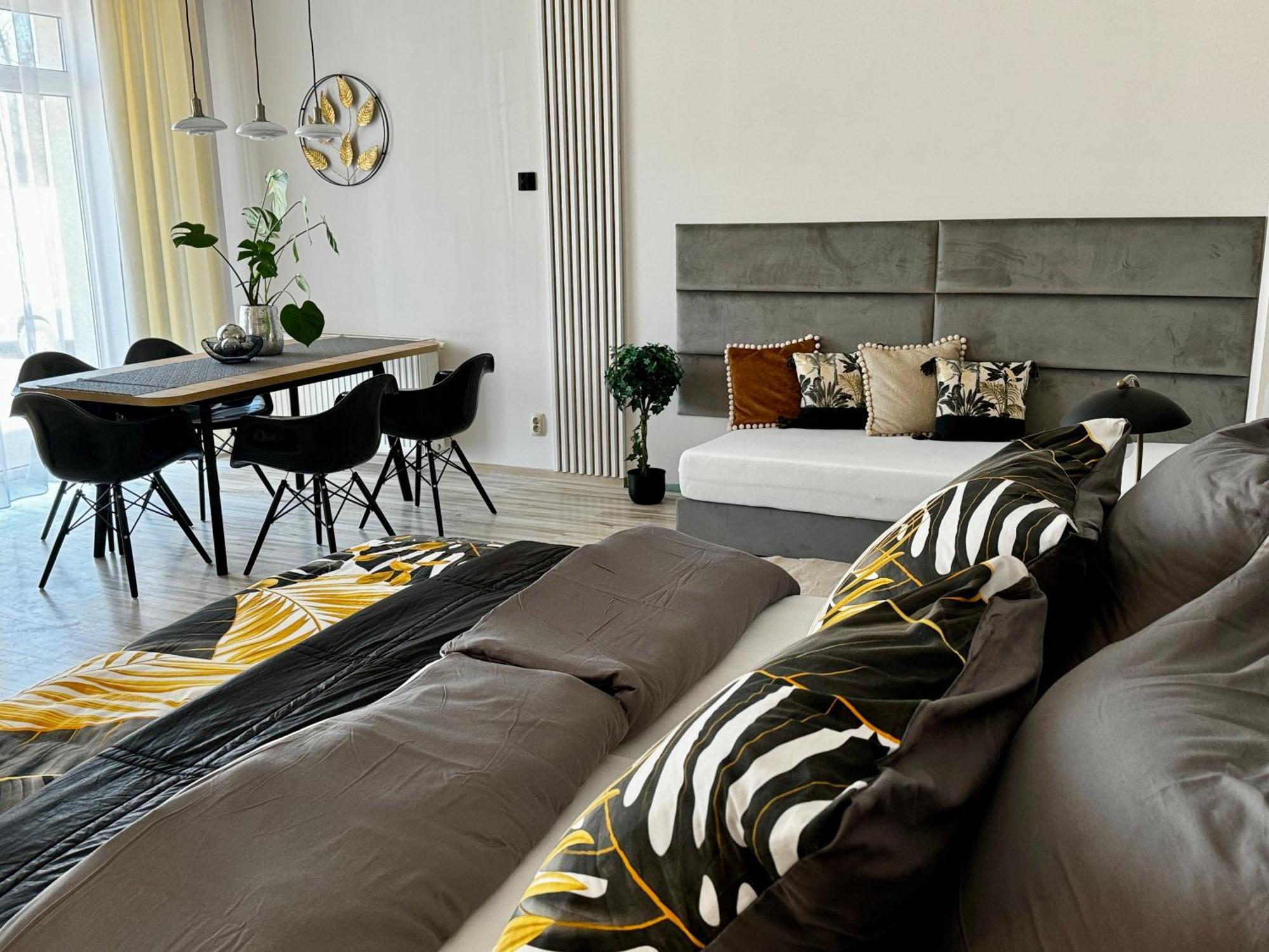 Apartamenty I Pokoje „Pod Jedynka” คอนสตันติโนฟ โวดซ์กี ภายนอก รูปภาพ